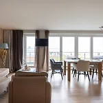 מלון Am Koenigshafen 4*