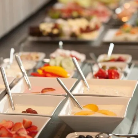 Hotel Am Koenigshafen 4*