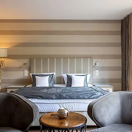 Hotel Am Koenigshafen List