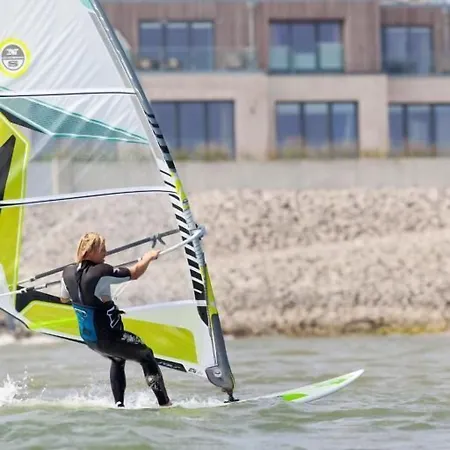 Am Koenigshafen 4* List
